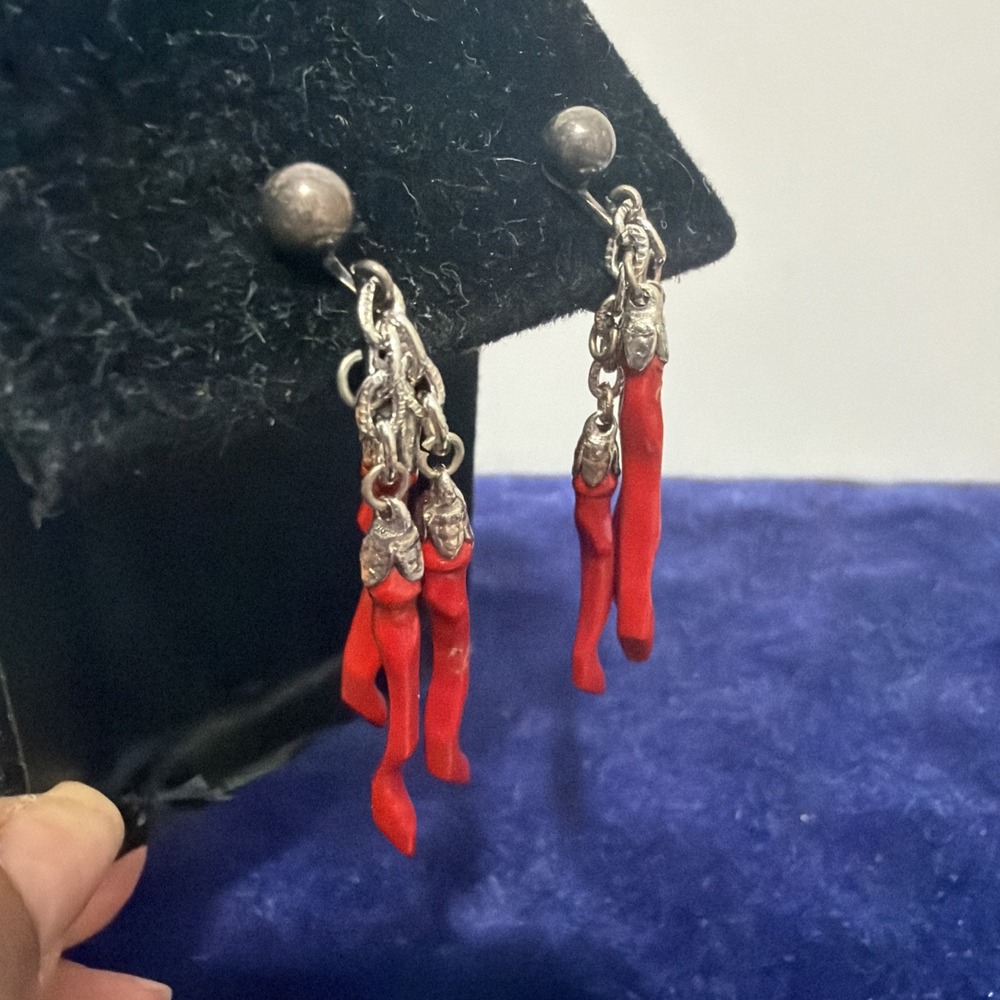 Vintage Red Chile Pepper Silver Screw Back Earrings Dangle Drop - Picture 3 of 7